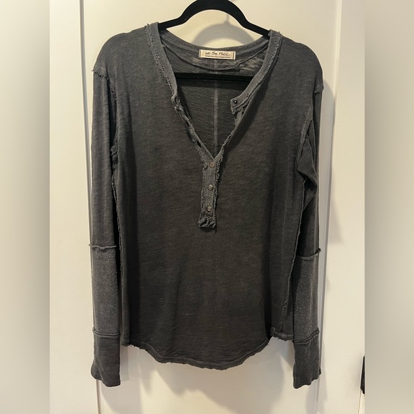 Free People Tops - Free people long sleeve tee